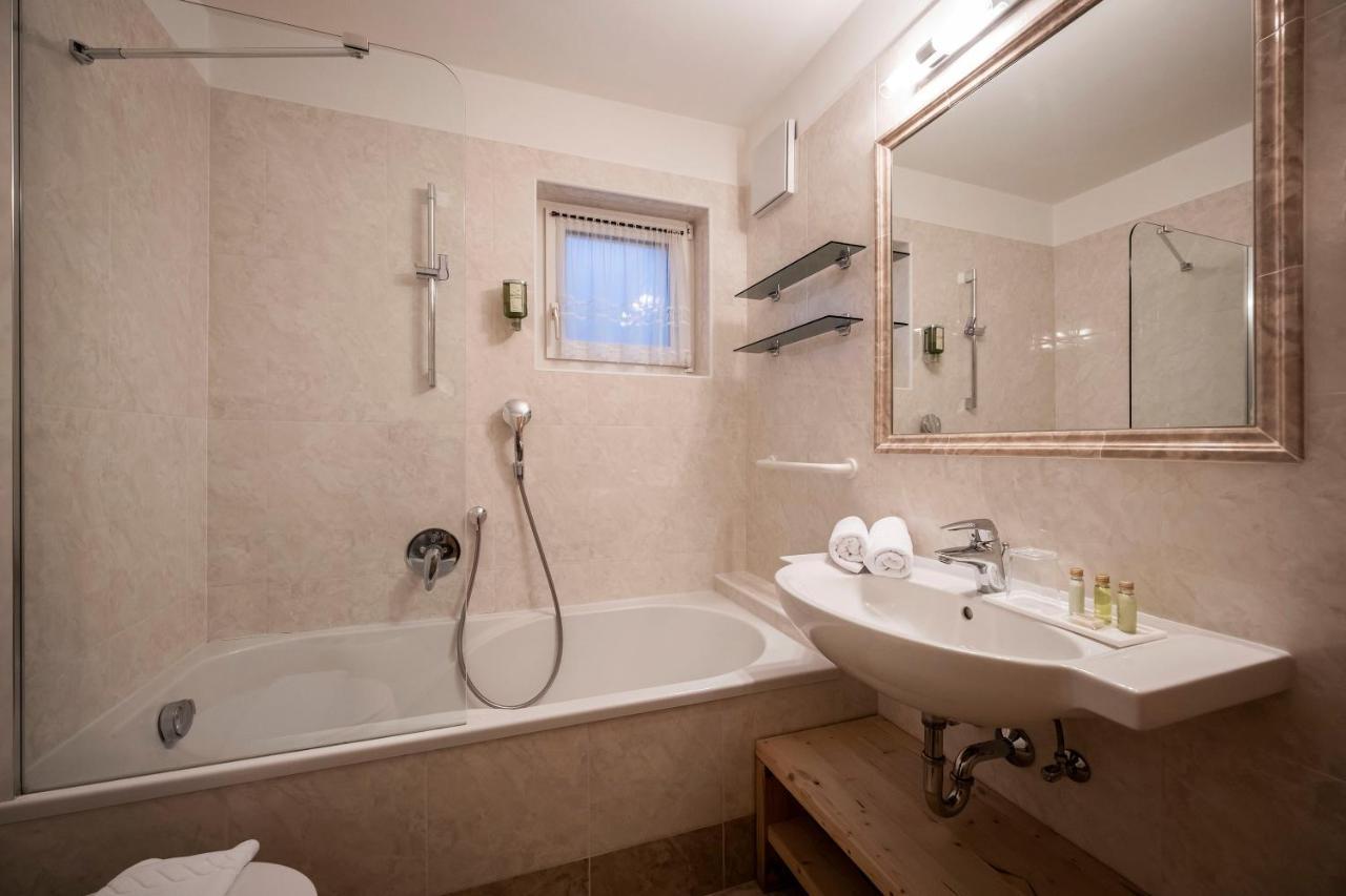 Residence Cesa Sassela Ортизей Стая снимка